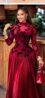 TOP NOTCH LUXURY DINNER GOWN !! - Image 2
